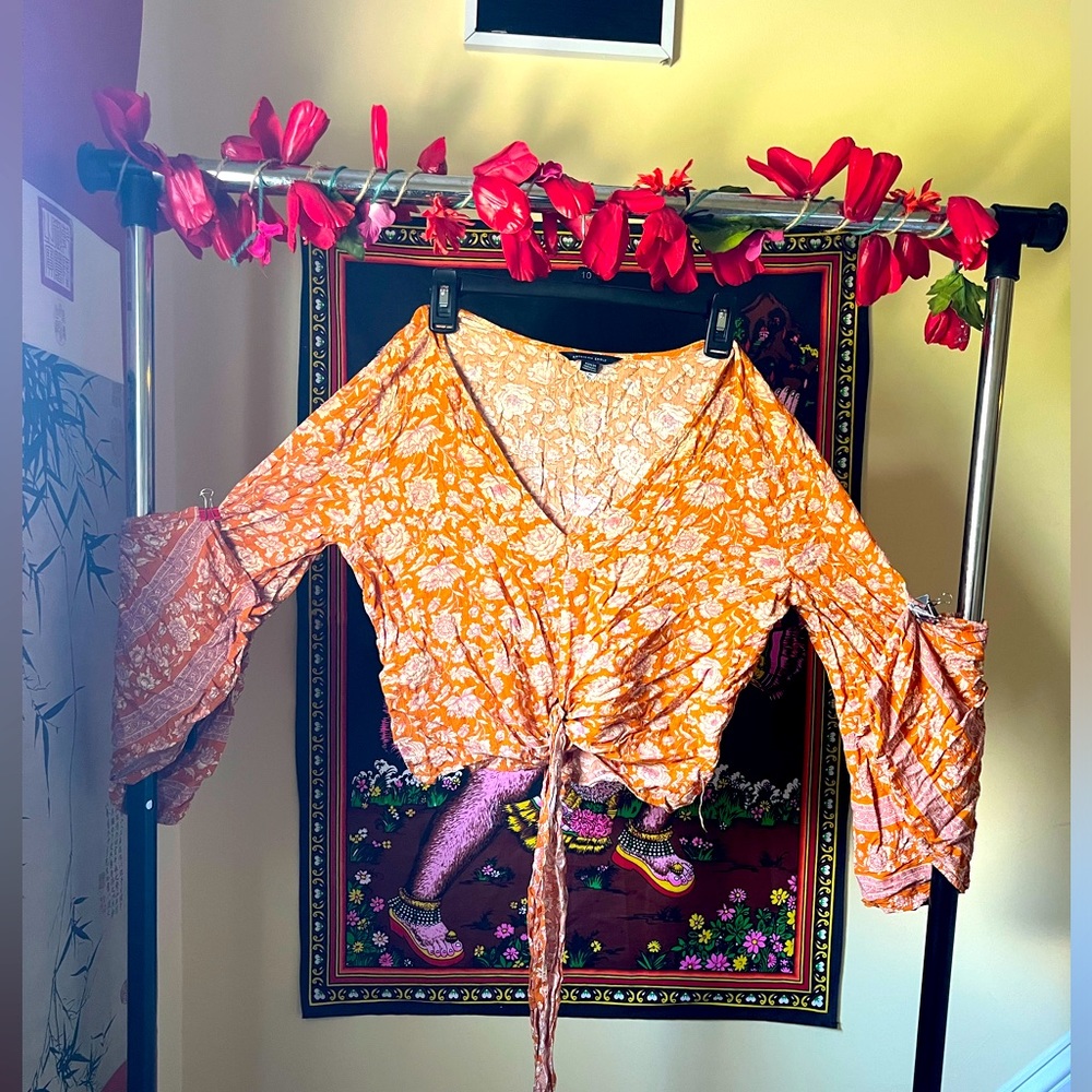Cropped blouse